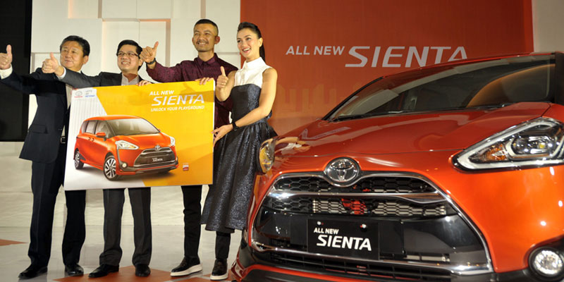 sienta toyota distribusi perdana