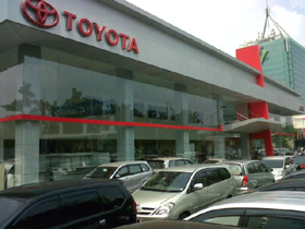 toyota_bintaro_jaya.jpg