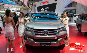 Toyota Juarai Penjualan Mobil Nasional Sebelum Akhir Tahun